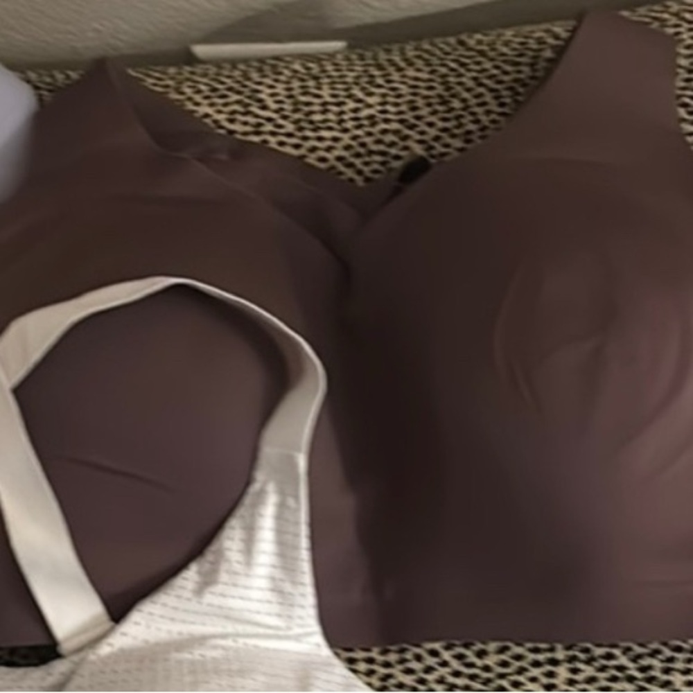 Women's Lululemon Sports bra